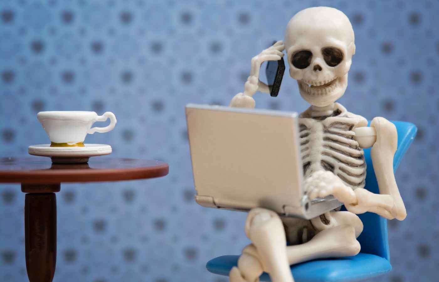 390+ Broken Bone Puns That Will Crack You Up with Laughter